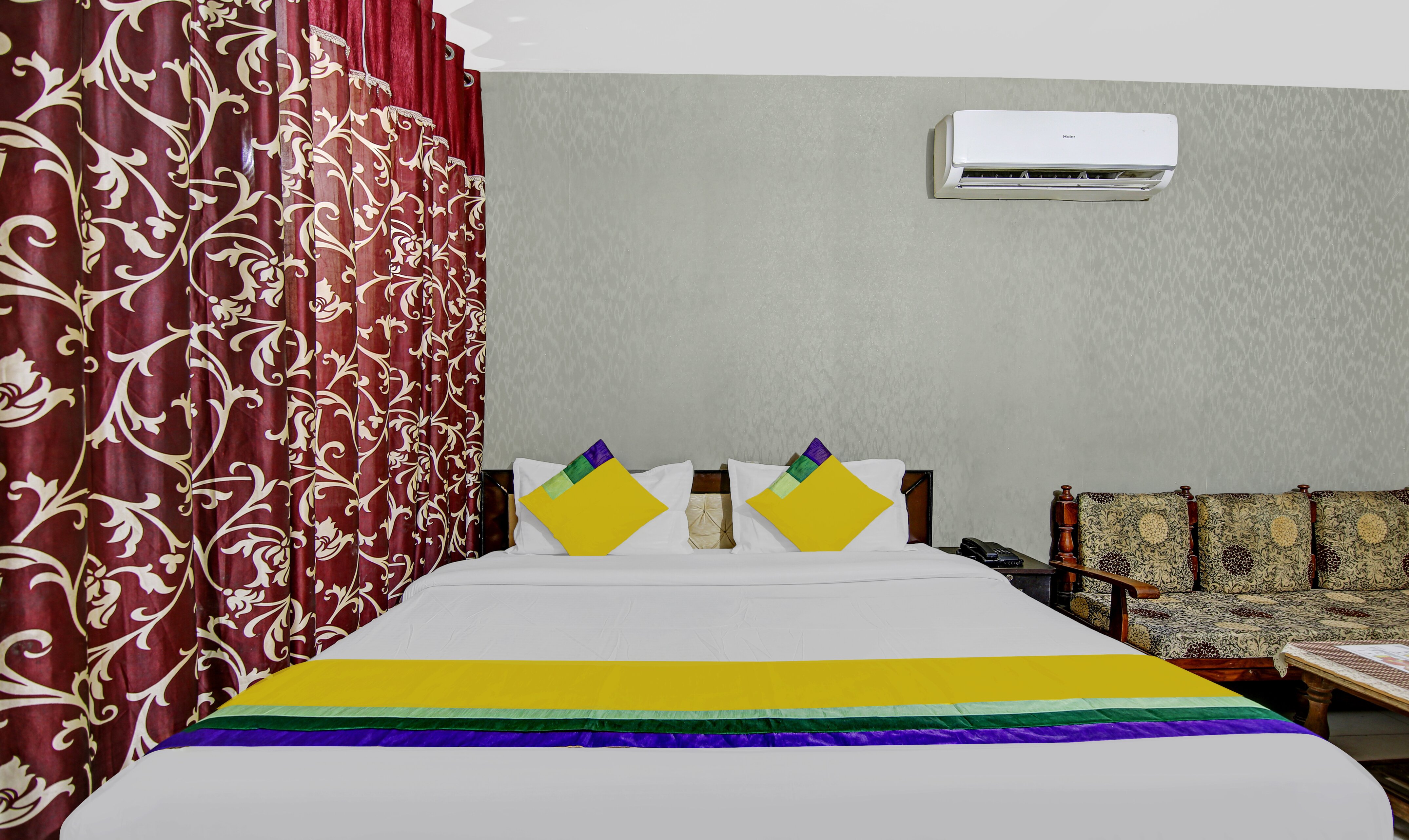 Itsy By Treebo - Hotel Kings Palace-客卧