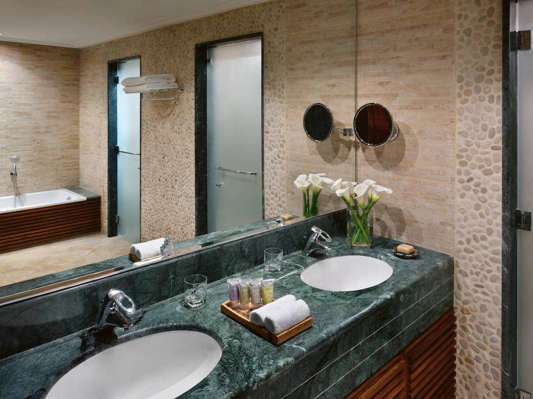 死海瑞享度假村及水疗中心主图