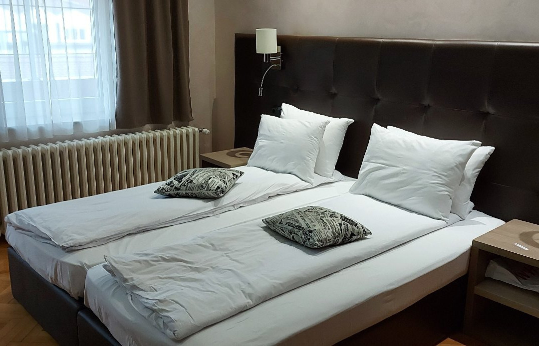 丰塔纳酒店主图