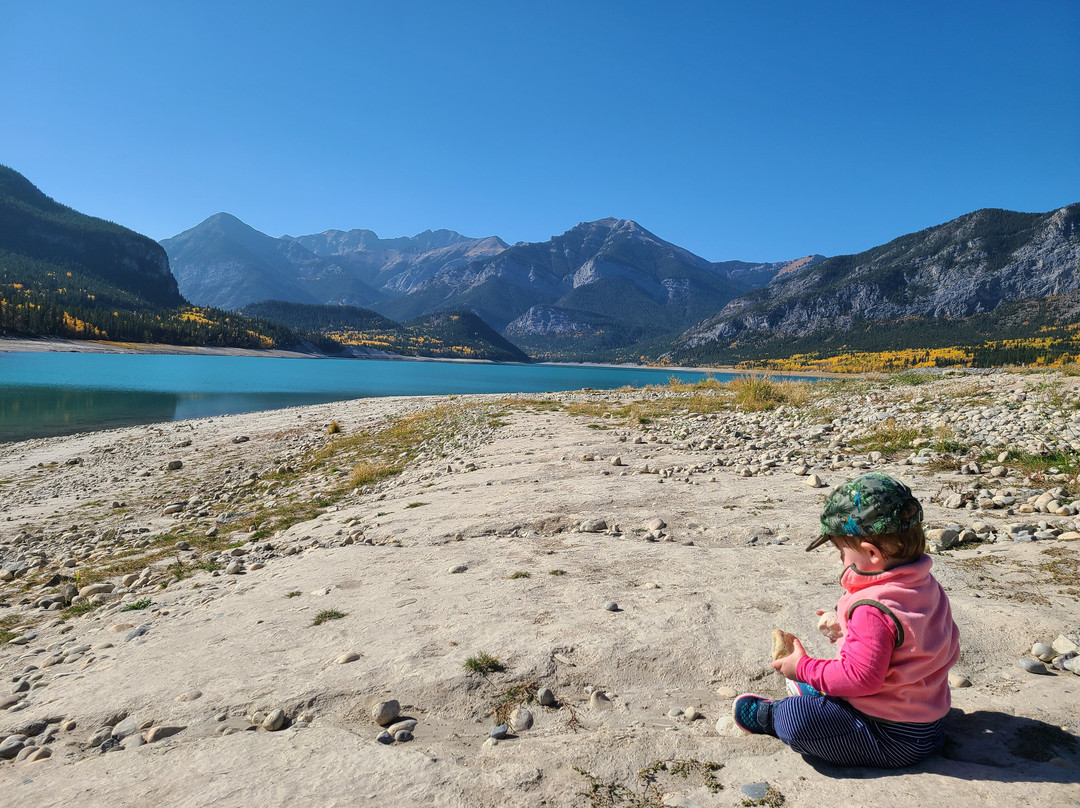 Barrier Lake-卡那那斯基斯必去景点