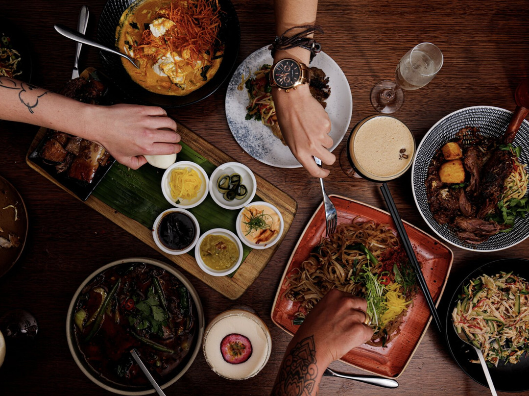 The George On Collins