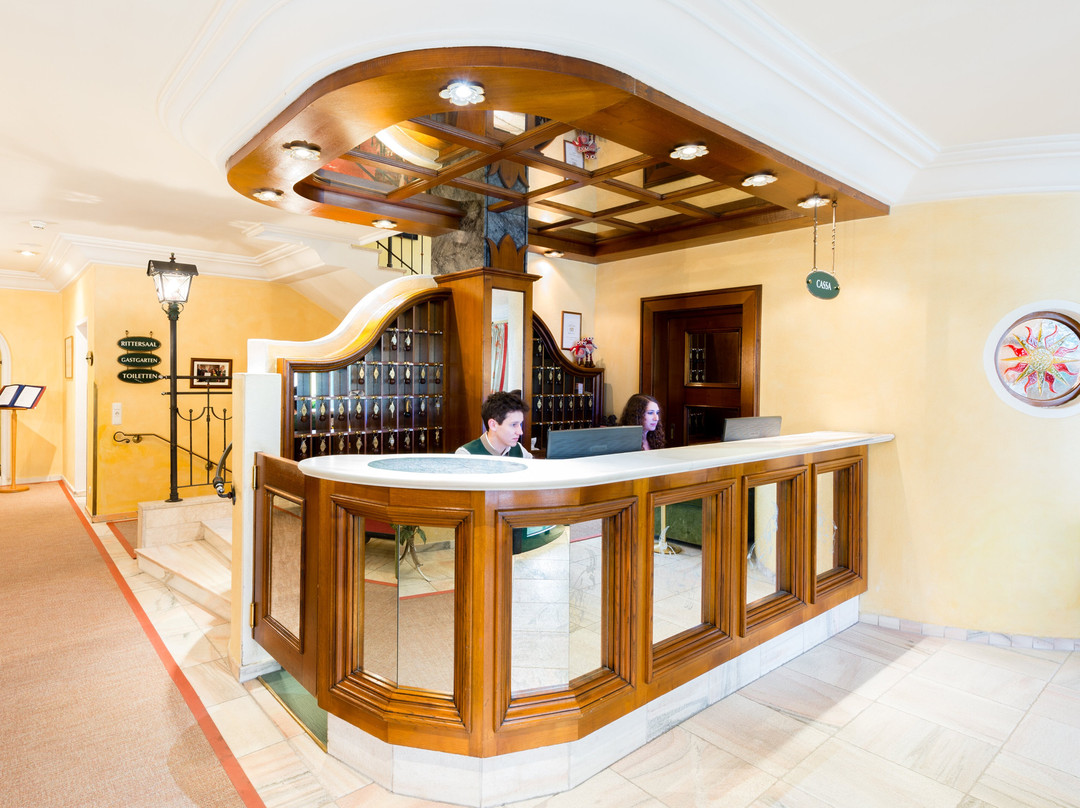 斯科洛芬斯坦酒店主图