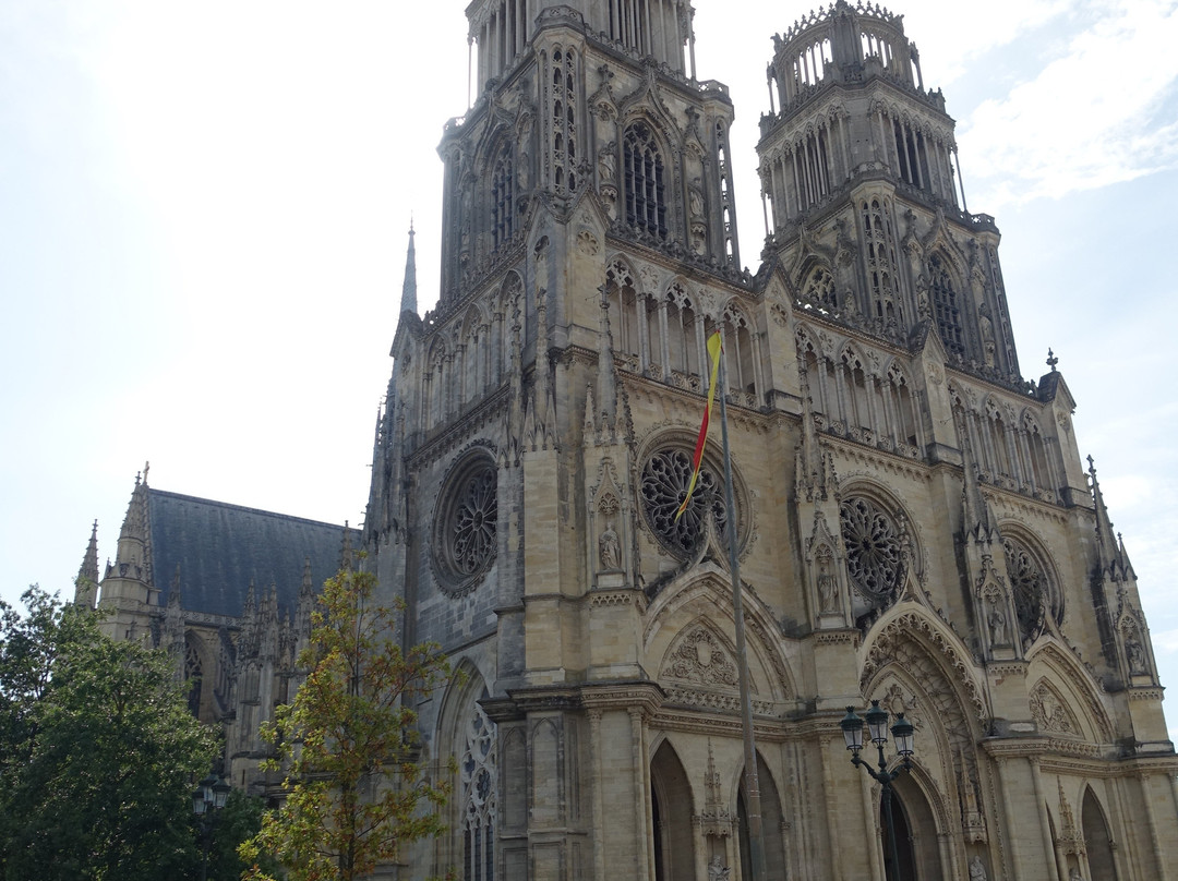 Cathédrale Sainte-Croix Orléans-奥尔良必去景点