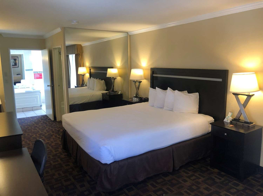 海沃德贝斯特韦斯特普勒斯酒店主图