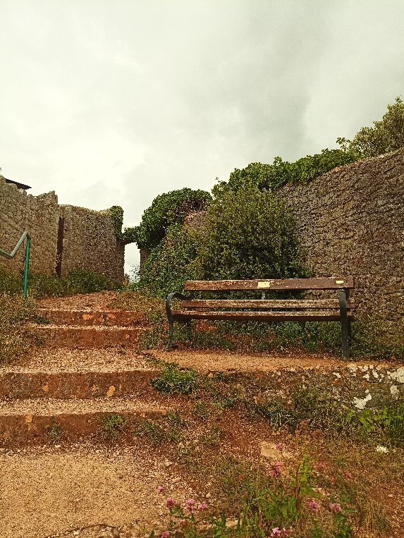 South West Coast Path Walk- Meadfoot & London Bridge-托基必去景点