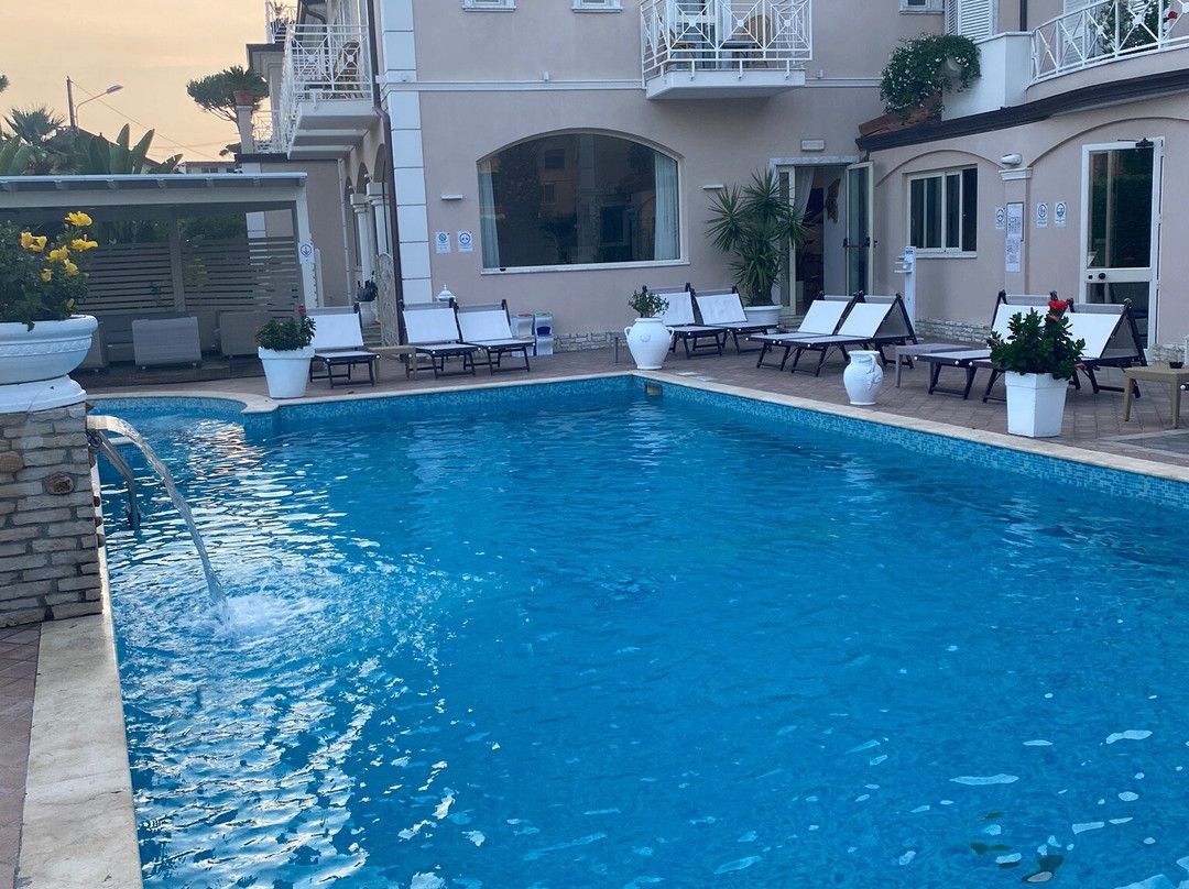 Hotel Luna主图