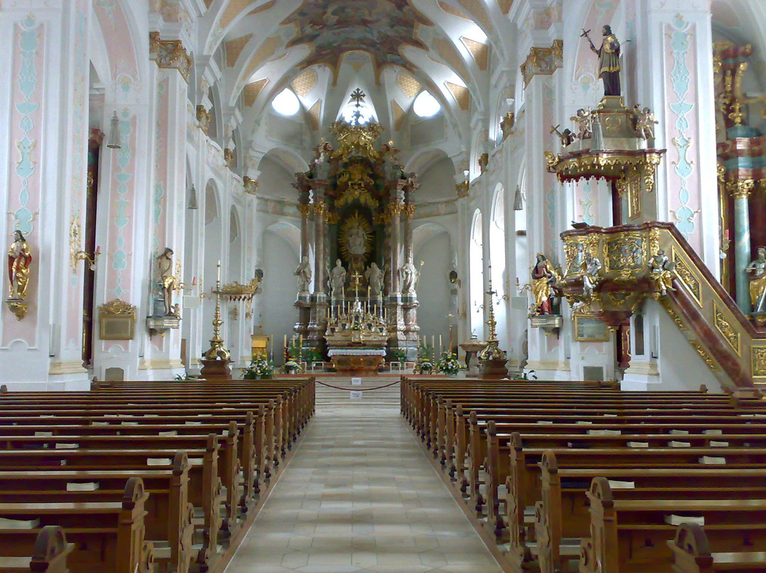 Stadtpfarrkirche Mariä Himmelfahrt-Deggendorf必去景点