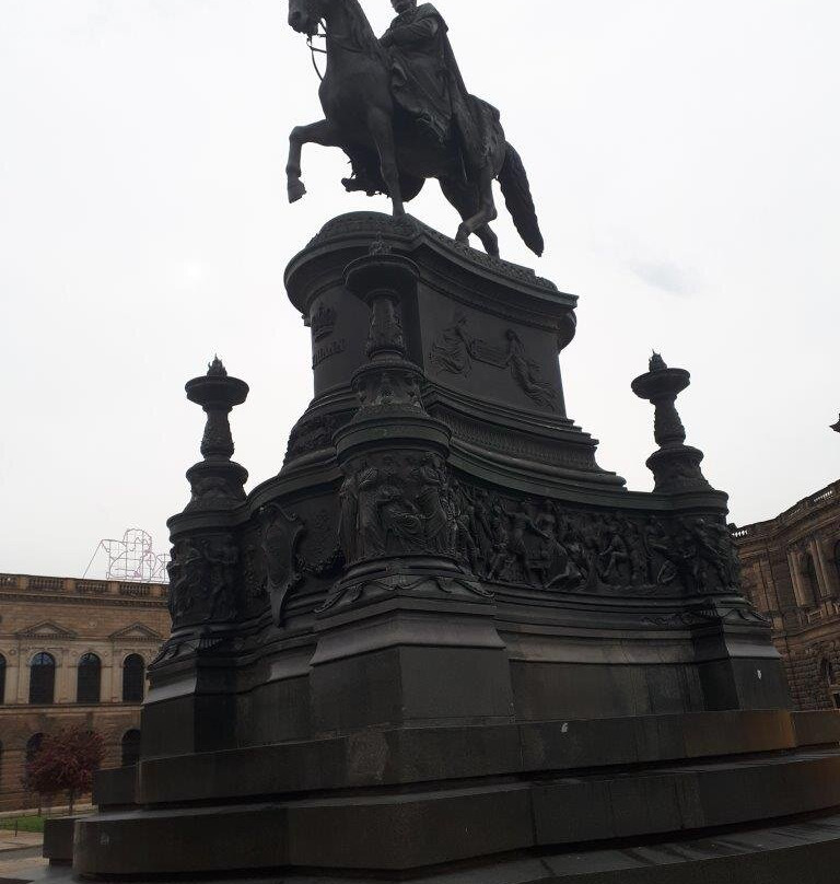 Statue of King John-德累斯顿必去景点