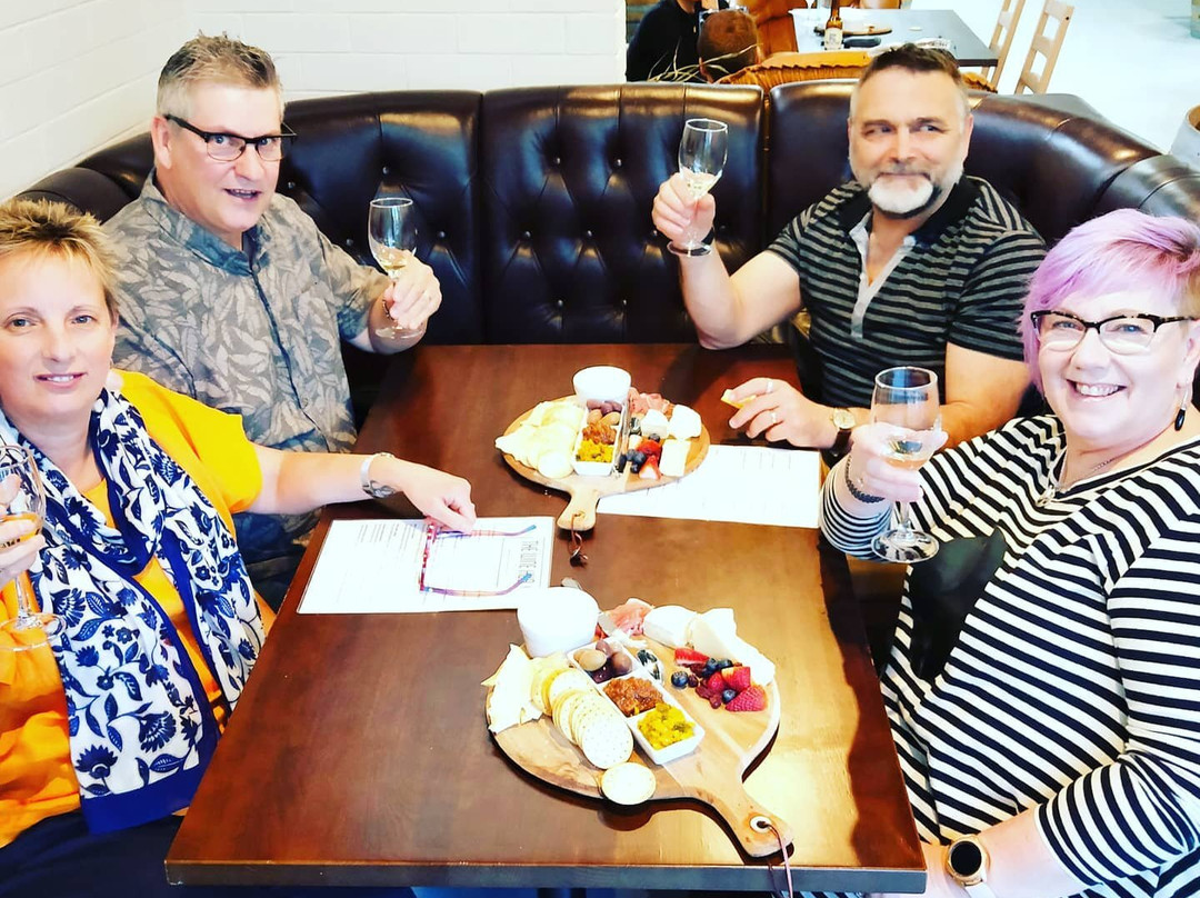 The Wine Hub-卧龙岗市必去景点