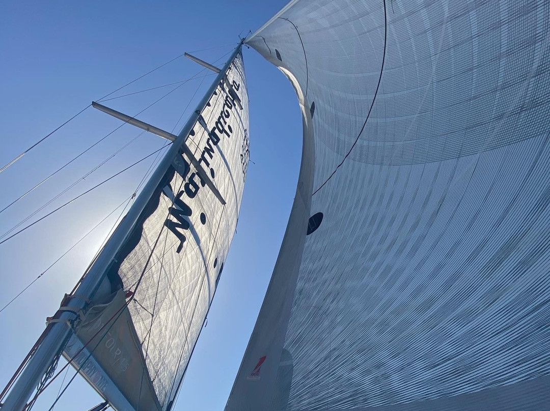 Skipperclub SailingTeam-韦内雷港必去景点