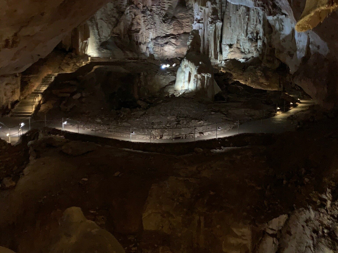 Amine-Bair-Hosar Cave (Mamontovaya)-Mramorne必去景点