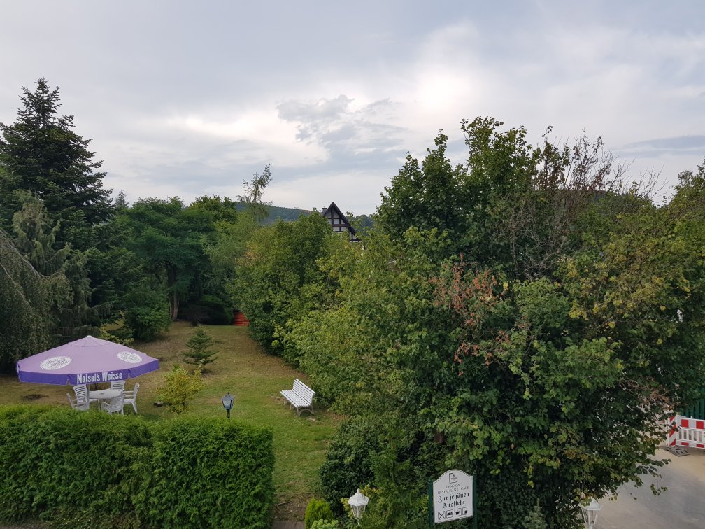 Zur Schonen Aussicht-官方