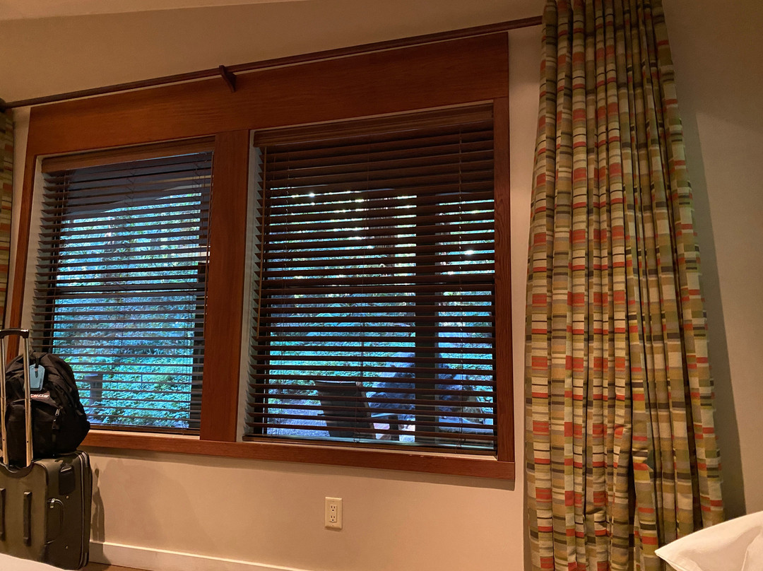 大苏尔格兰橡树酒店主图