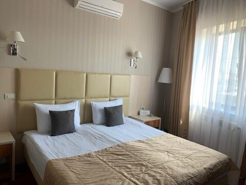 Premier Hotel主图
