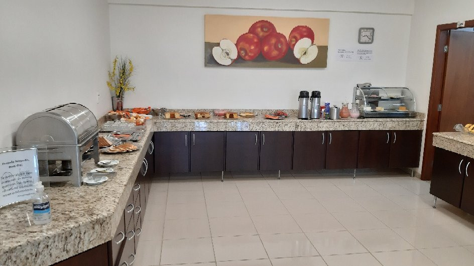 Serema Palace Hotel主图