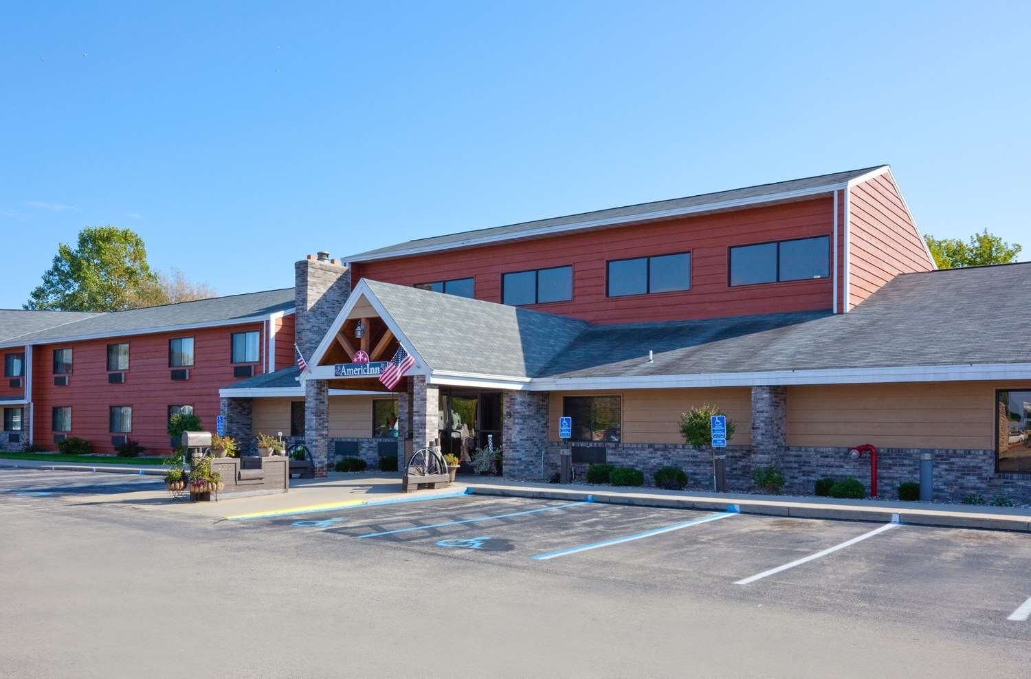 AmericInn Menominee Bayside by Wyndham-官方