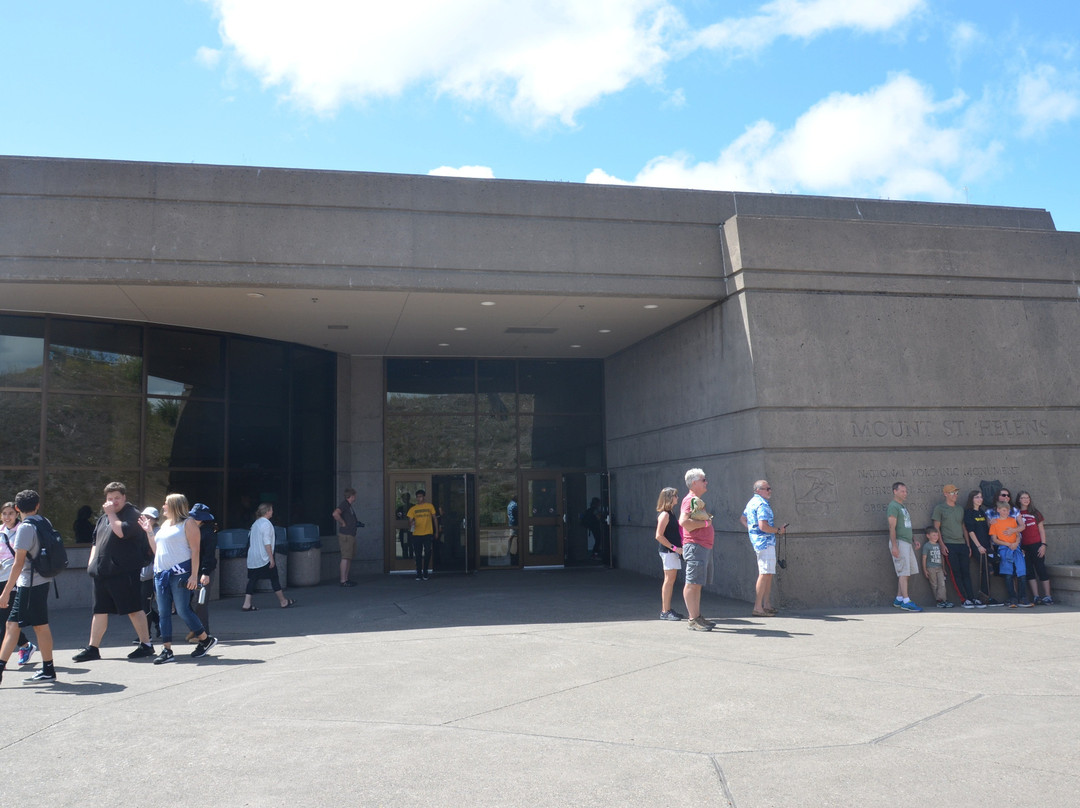 Johnston Ridge Observatory景点图片