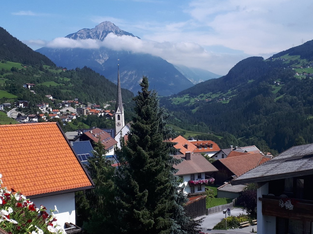 Hotel Alpina Family Resort主图