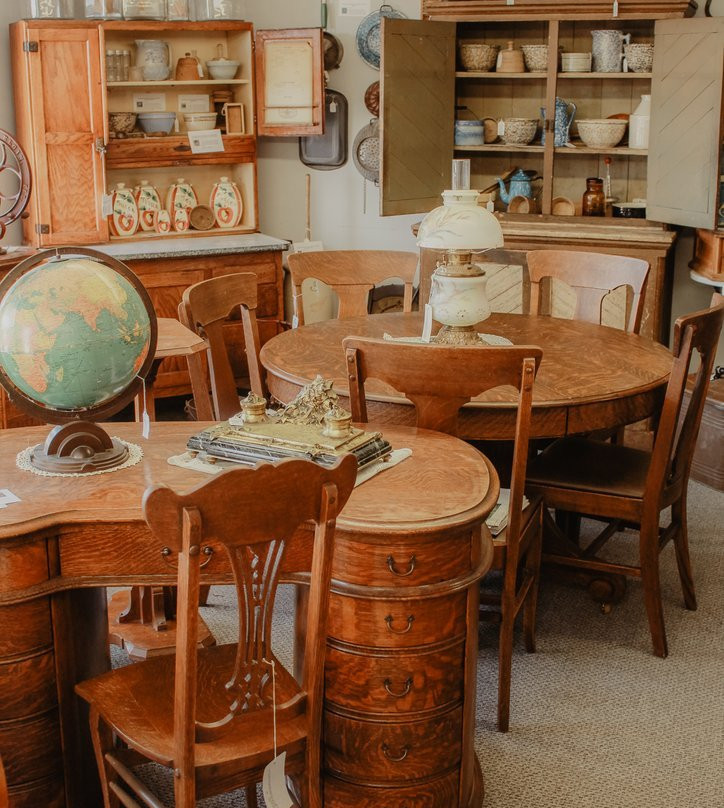 Bargain John's Antiques景点图片
