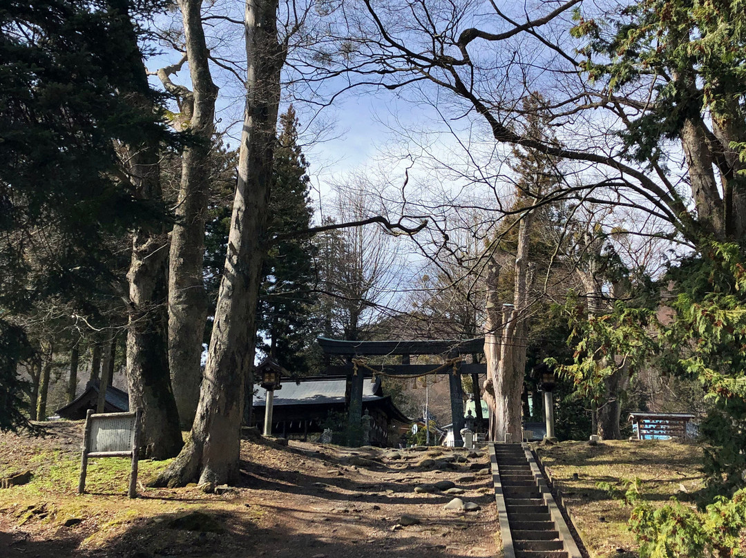 Suwa Shrine Kamishamaemiya-茅野市必去景点