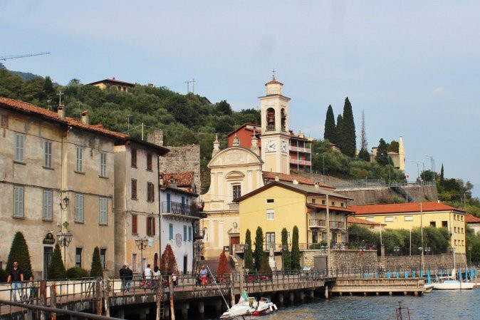 Promenade Lungolago dei gabbiani-Riva di Solto必去景点