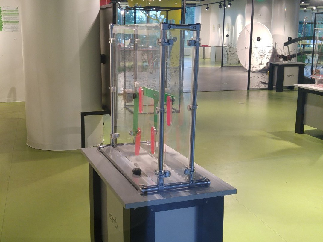 Newton Park-叶卡捷琳堡必去景点