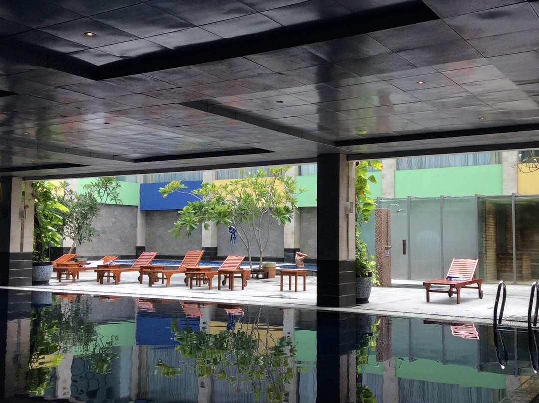 弗姆7度假酒店主图