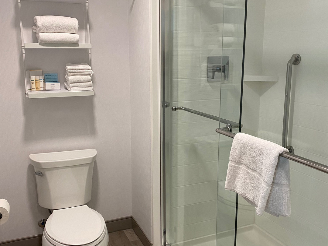 Hampton Inn & Suites Irvine-Orange County Airport主图