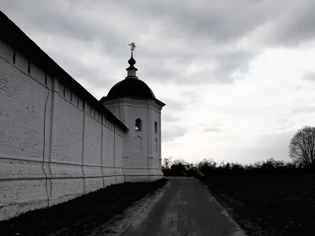 Svenskiy Monastery of Holy Dormition景点图片