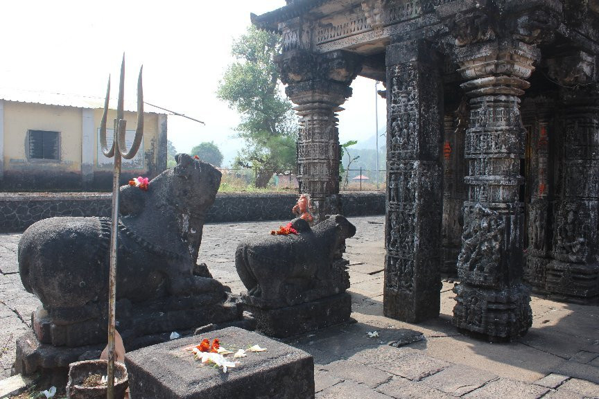 Amruteshwar Temple景点图片