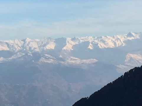 Aamod at Dalhousie主图