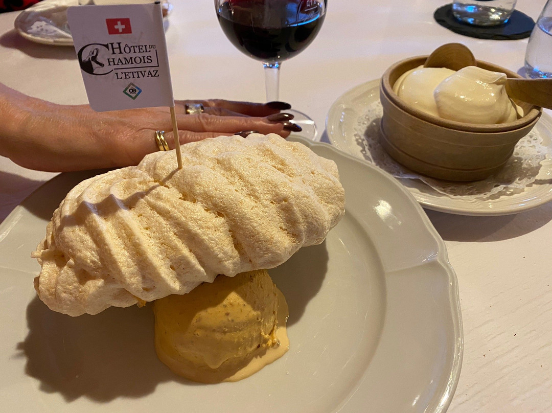 Hotel du Chamois主图