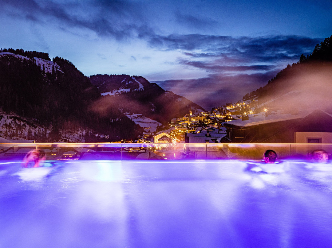 Hotel Touring Dolomites主图
