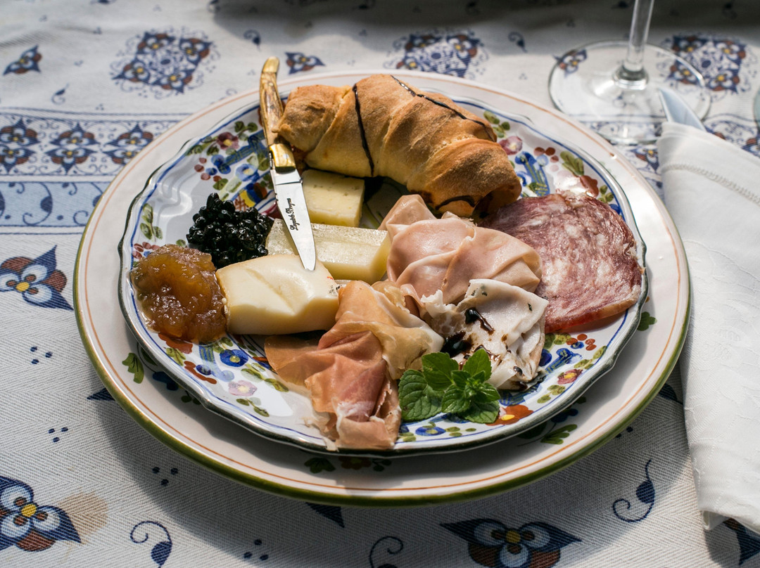 Cesarine: Cooking Class-阿尔巴必去景点