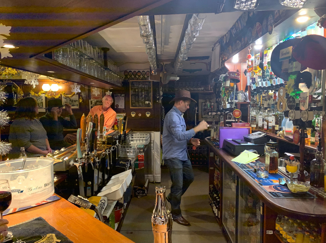Wootton Courtenay酒店住宿-The Britannia Inn Alcombe