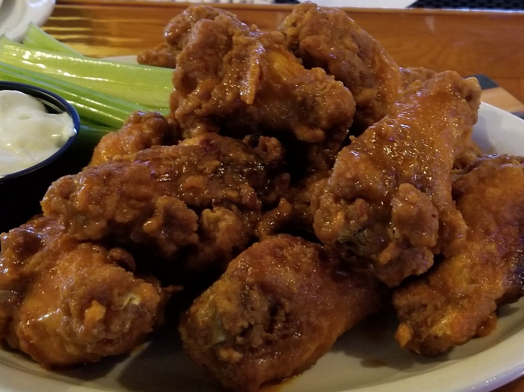 Lucky's Grille & Sports Pub