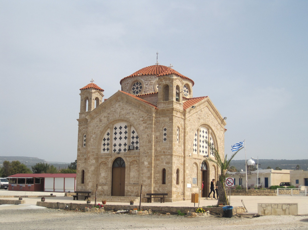Agios Georgios Harbour景点图片