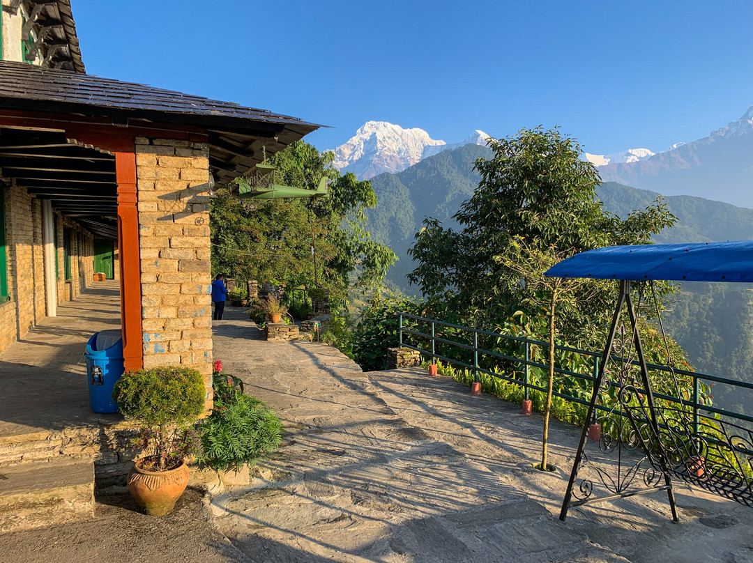 Dhampus Holiday Home Guest House & Restaurant主图