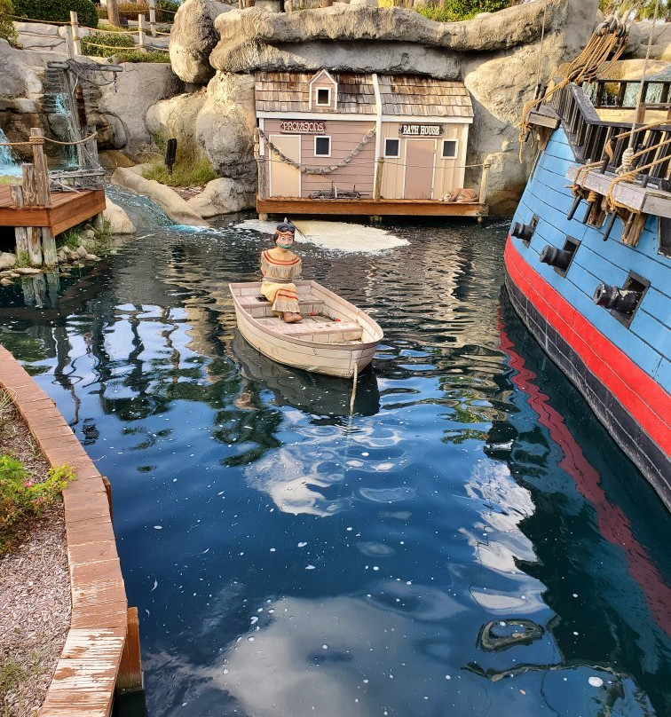 Captain Hook's Adventure Golf景点图片