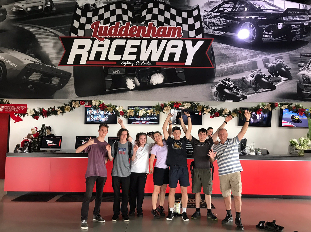 Luddenham Raceway景点图片