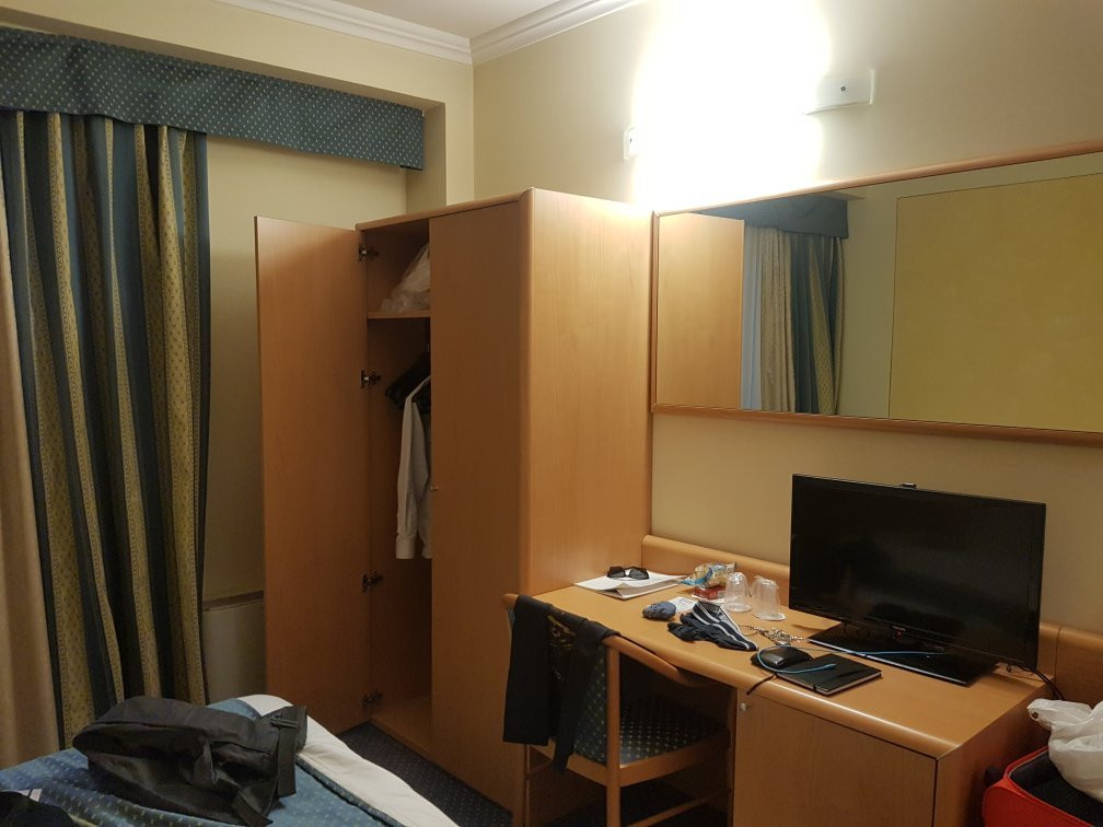 Continental Hotel Brescia主图