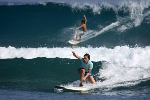 Bobo Surfs Up Surf School-喀巴里特必去景点