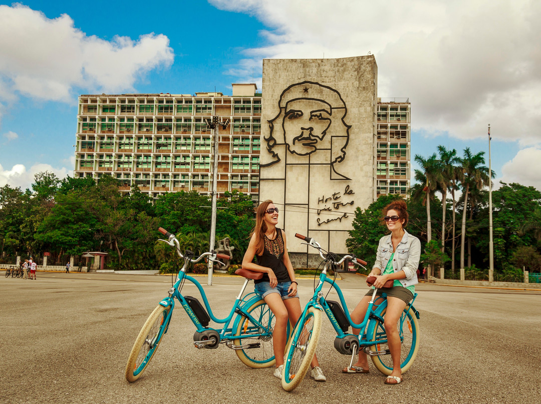 Cuba Real Tours-哈瓦那必去景点