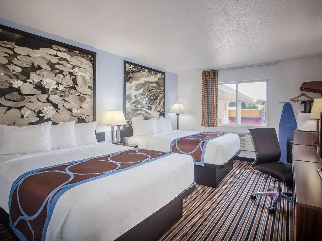 Super 8 by Wyndham Washington主图