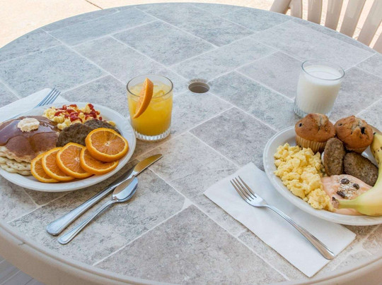 Best Western Courtview Hotel主图