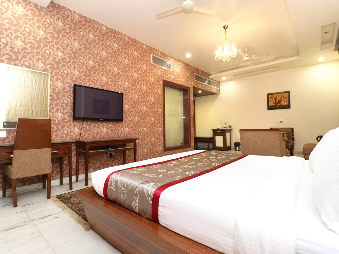 Hotel Leela Grande主图