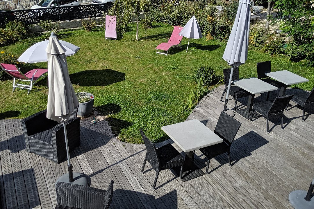 Logis Le Central Hotel & Restaurant主图