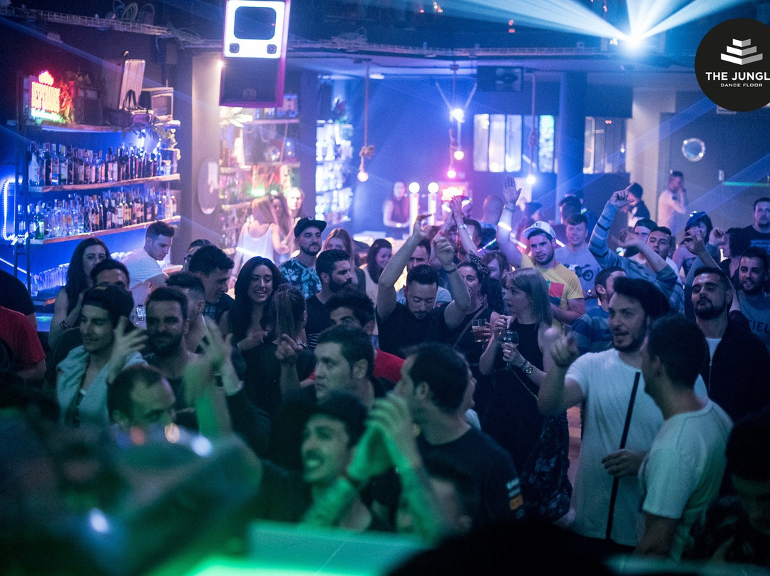 The Jungle Dancefloor-Carrizo de la Ribera必去景点