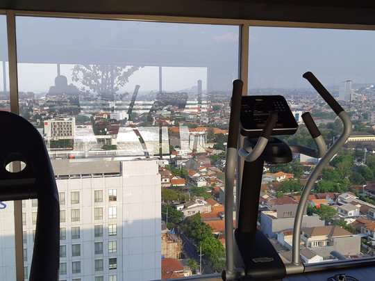 Louis Kienne Hotel Simpang Lima主图