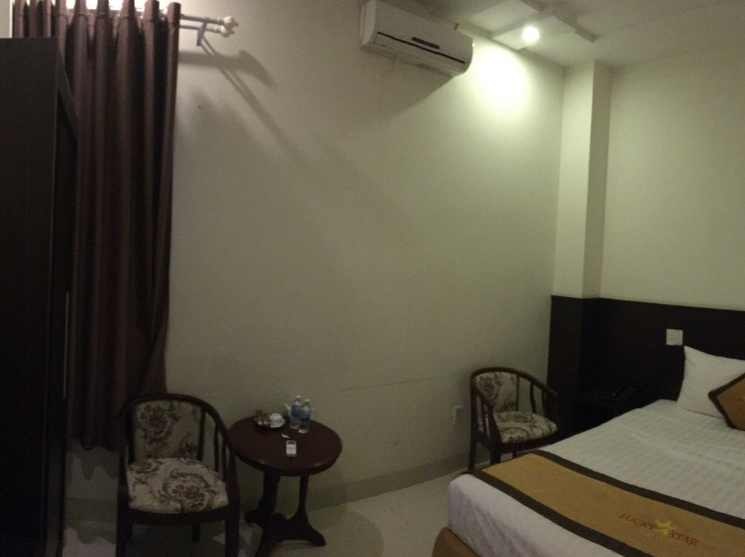 Lucky Star Hotel主图